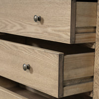 Hamptons Heritage / Providence  7 -Drawer Tallboy Dresser with Classic Turned Legs