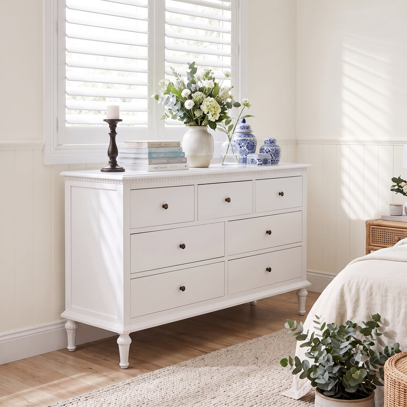 Hamptons Heritage 7 -Drawer Tallboy Dresser with Classic Turned Legs and Dentil Molding Design